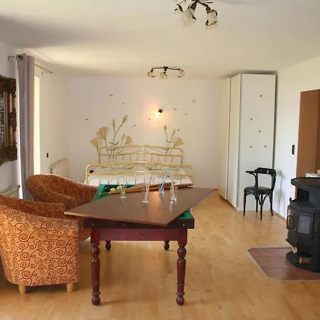 Apartment Reich An Himmel - Himmelsreich - In Den Bergen Auf 1050m Monichwald